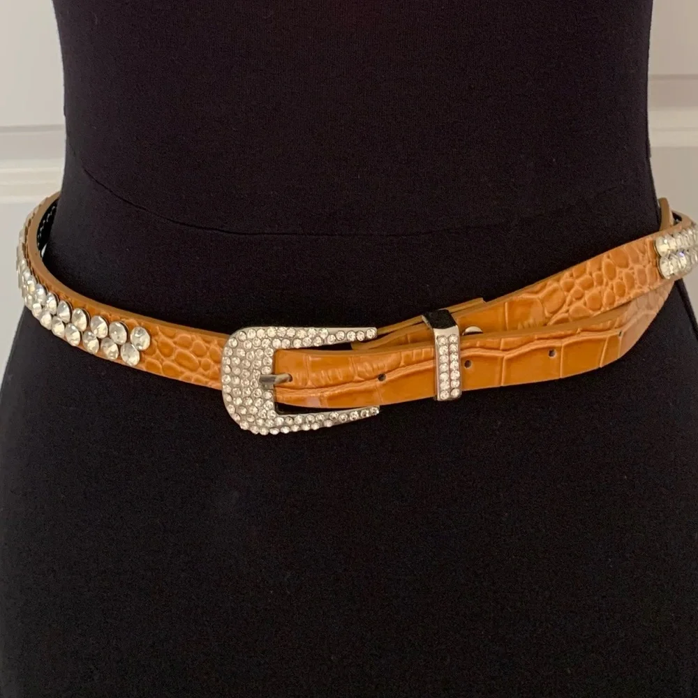 Gorgeous Crystal Studded Leather Belt NWOT